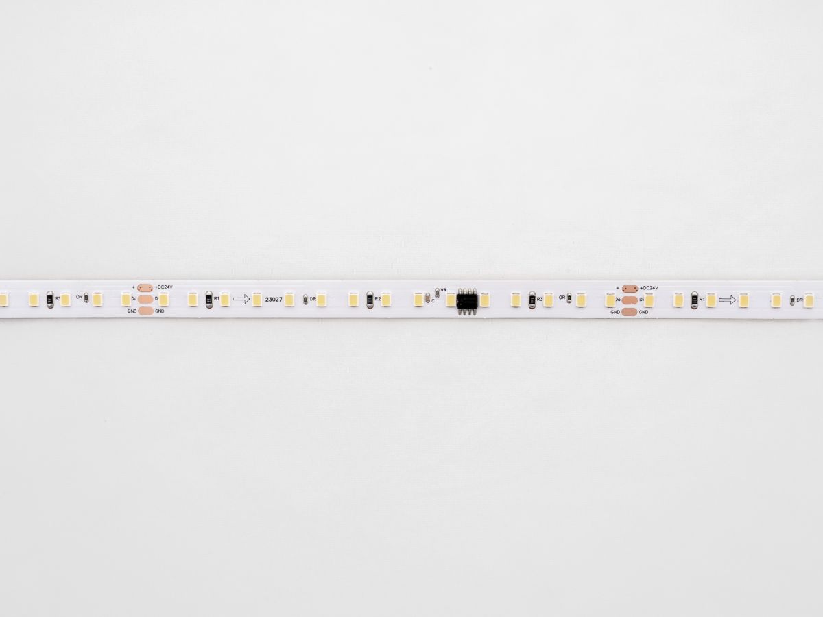 Светодиодная лента LEDS POWER 2835 120/м (9,6Вт/м) 24В 10м/кат. нейтр. FLOWING WATER 004785