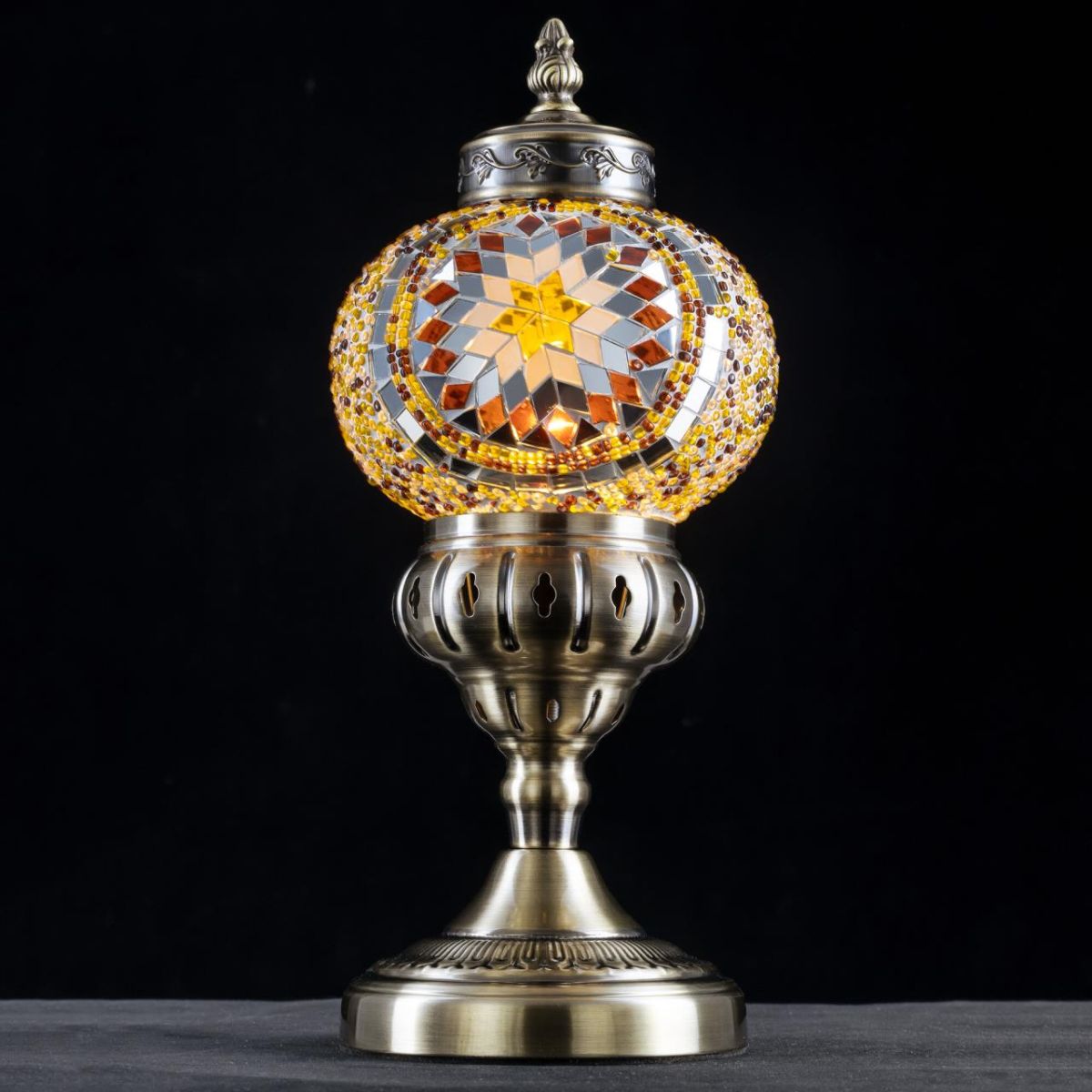 Настольная лампа Citilux Каир CL419815