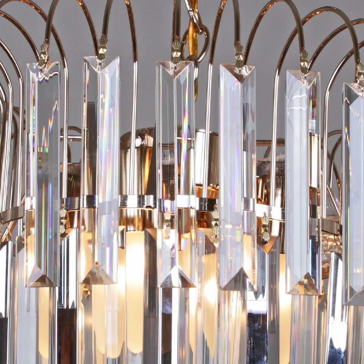 Подвесная люстра Reluce 02137-0.4-04 FGD