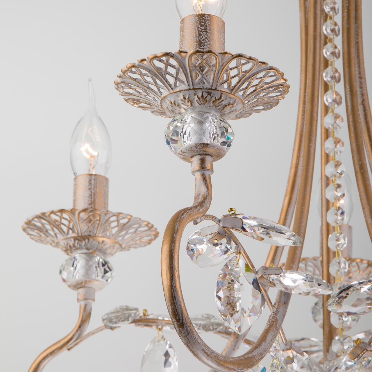 Подвесная люстра Eurosvet Александрия 60057/5 белый с золотом