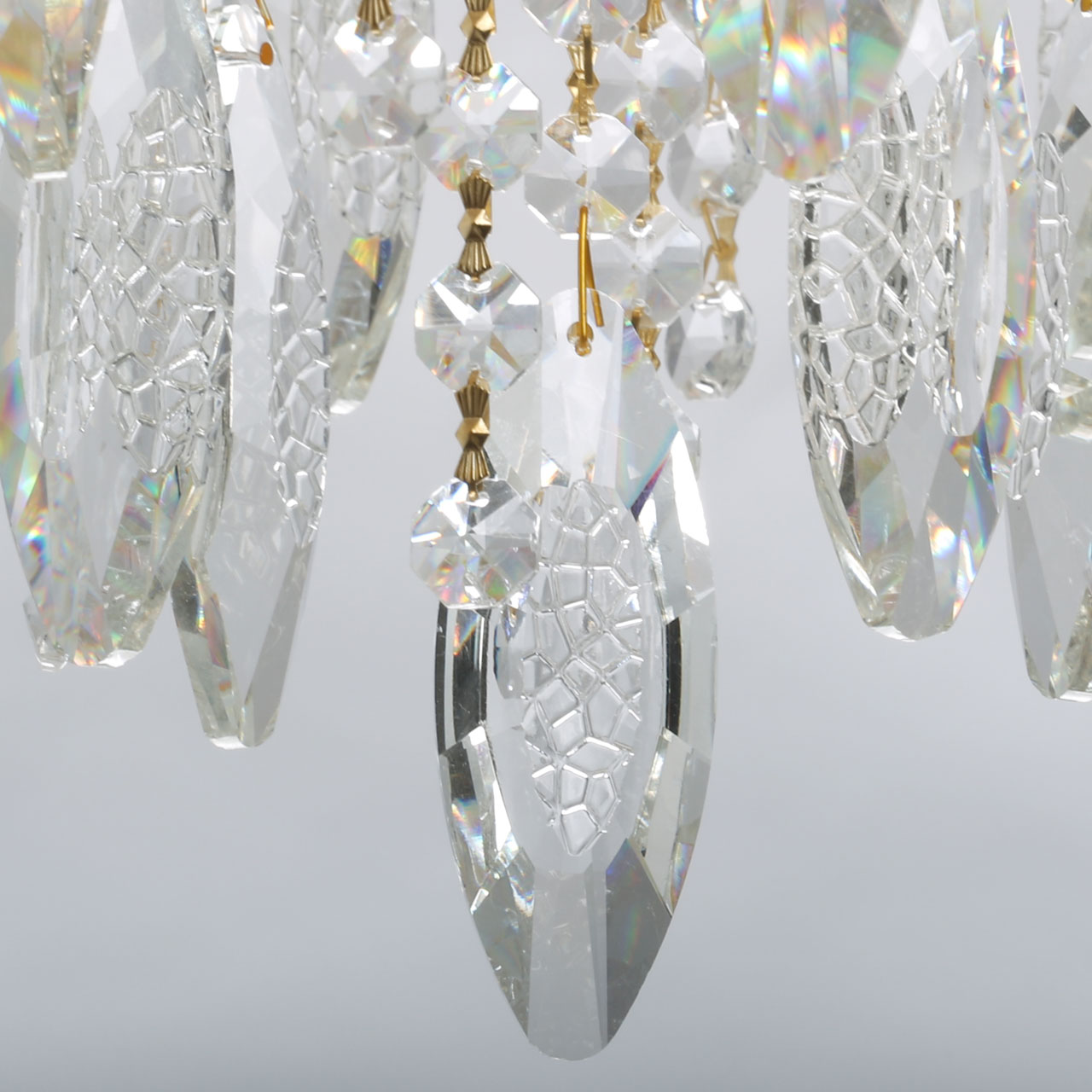 Подвесная люстра De Markt Бриз 111015204 в Москве