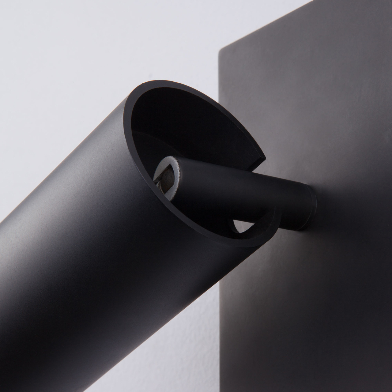 Спот Eurosvet Fleur 20066/1 LED черный/золото