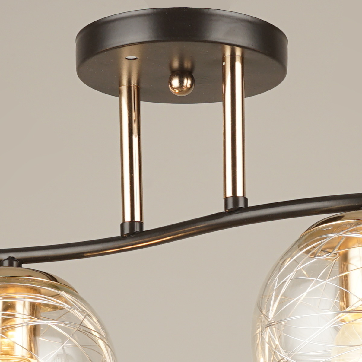 Потолочная люстра Reluce 04528-0.3-04