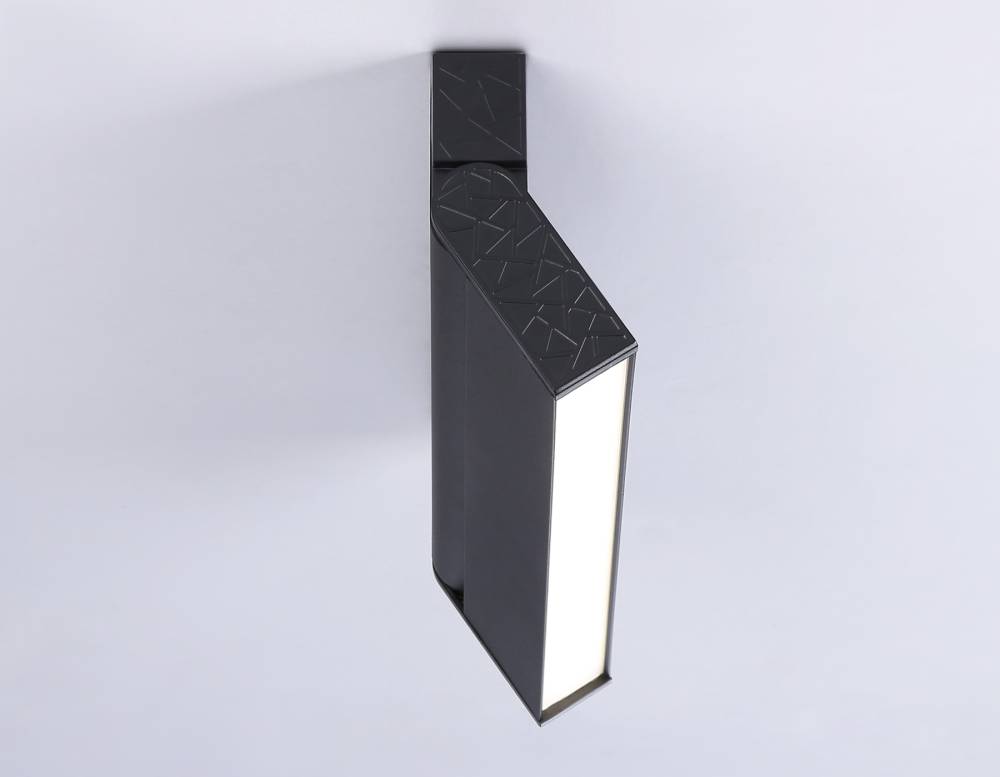 Настенно-потолочный светильник Ambrella Light Move TA1821