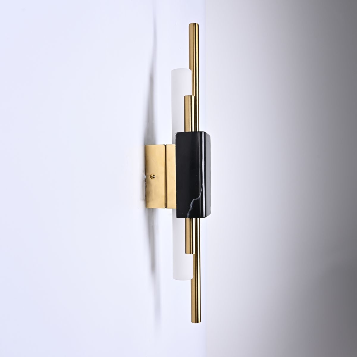 Настенный светильник ImperiumLoft Bert Frank Tanto 344909-22