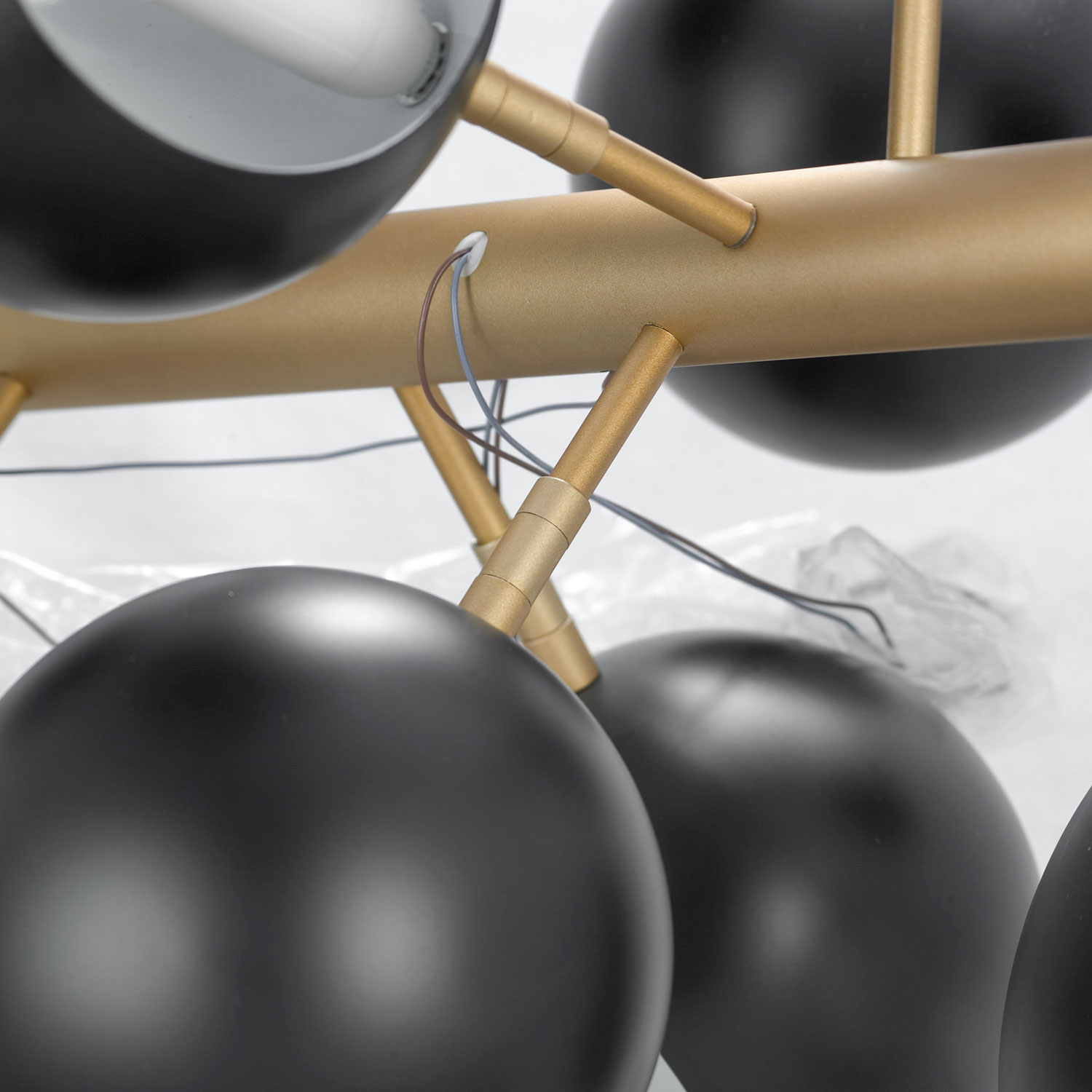 Люстра на штанге Lussole LOFT KENORA LSP-8301