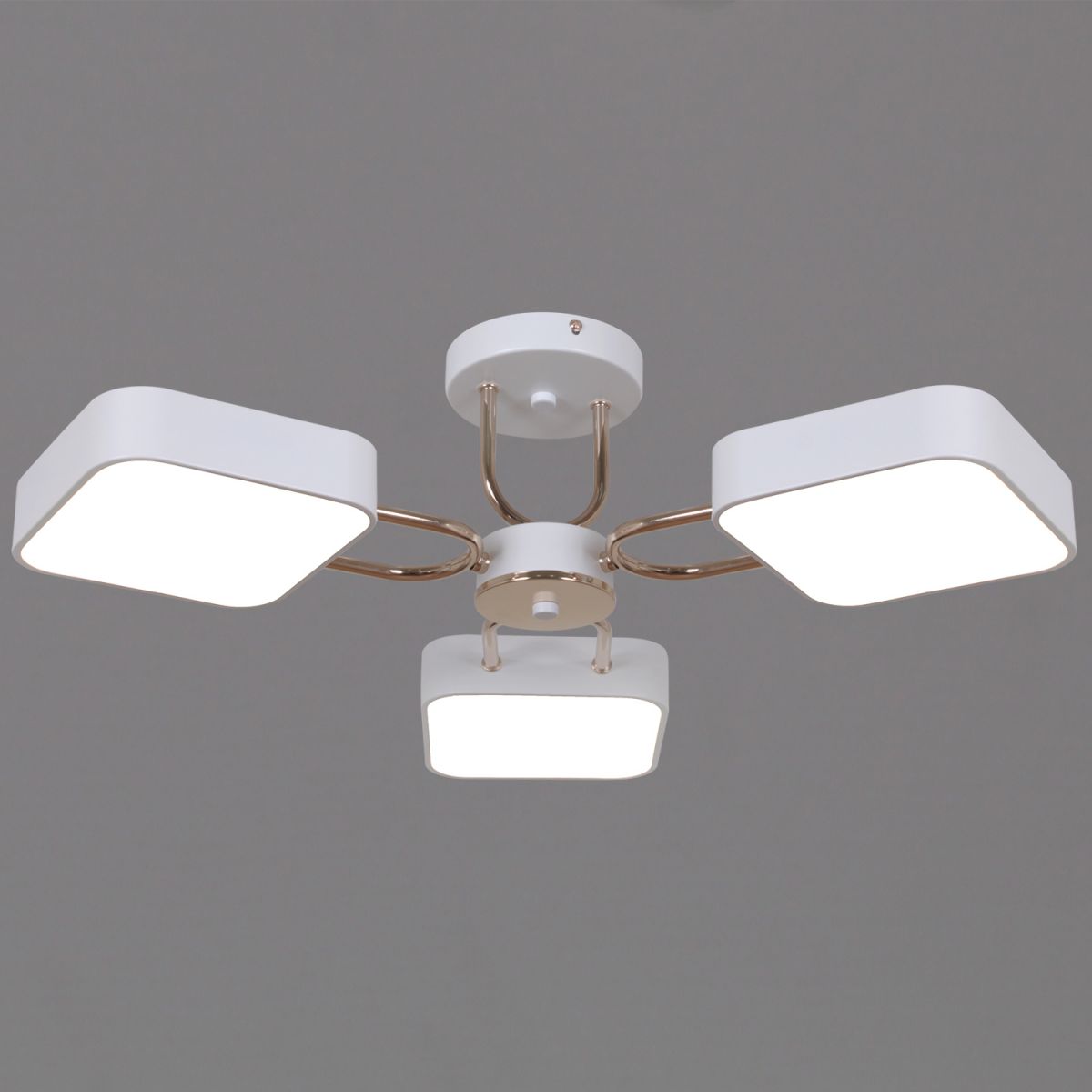 Потолочная люстра Reluce 03362-0.3-03 WH+FGD