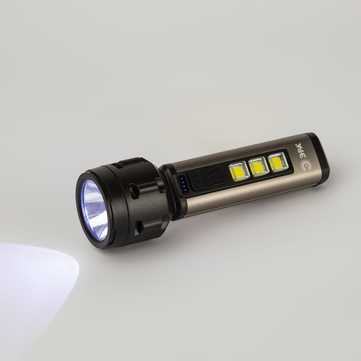 Фонарь Прометей ручной аккумуляторный Эра UA-601 Б0058228