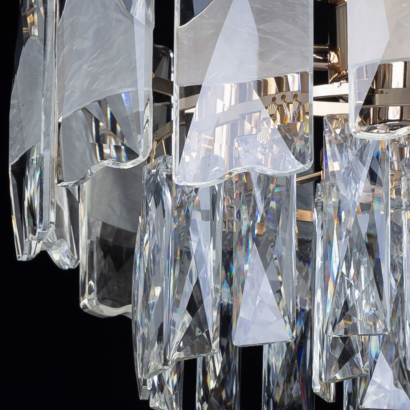 Подвесная люстра De Markt Бриз 111016504 в Москве