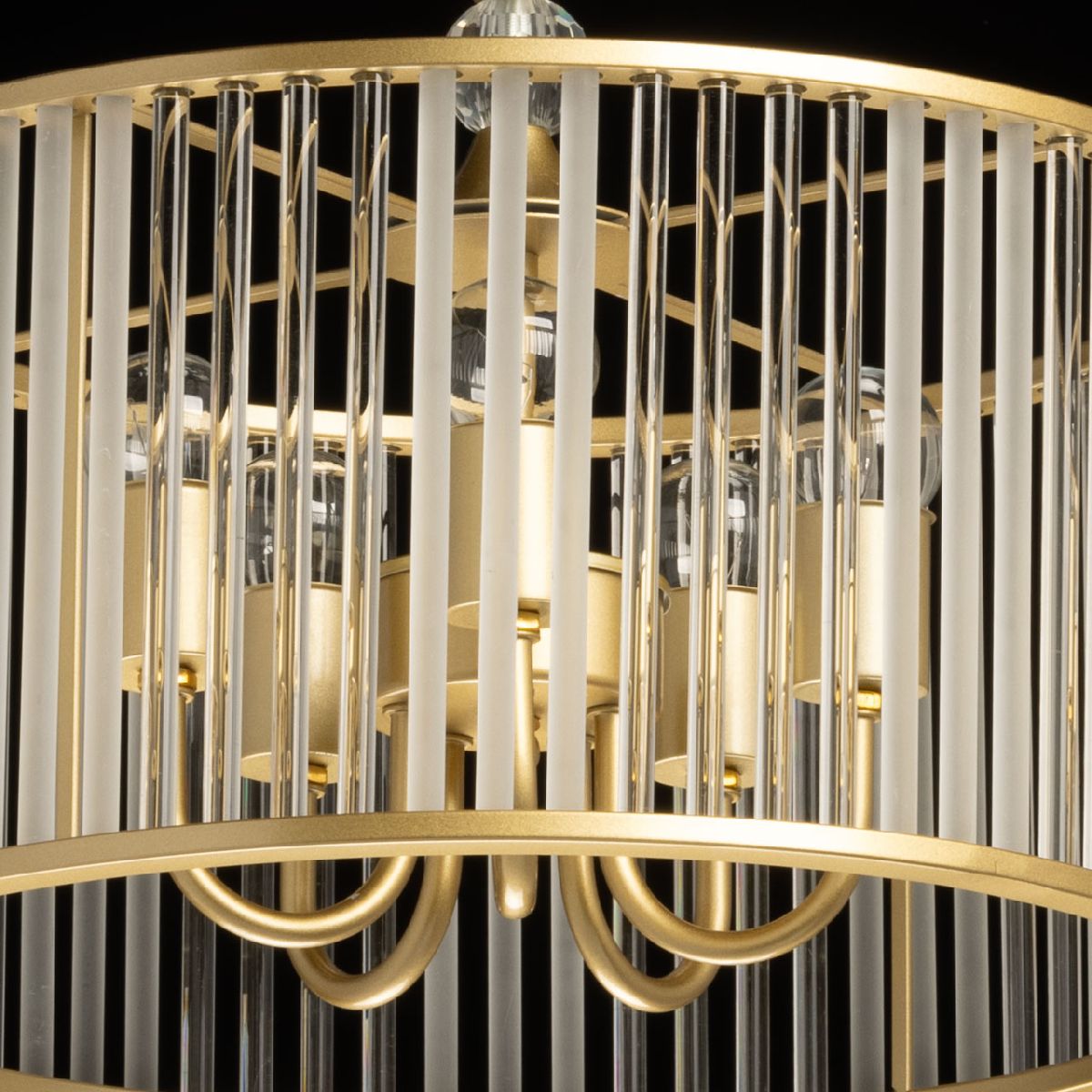 Подвесная люстра De Markt Арман 462011405