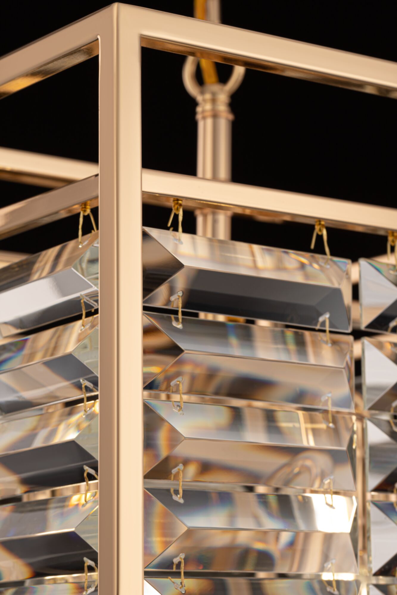 Подвесной светильник Maytoni Tening MOD060PL-04G