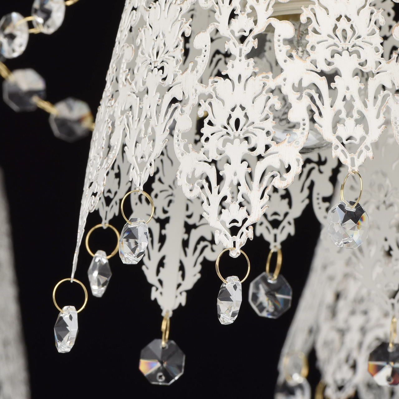 Потолочная люстра MW-Light Полин 472011205