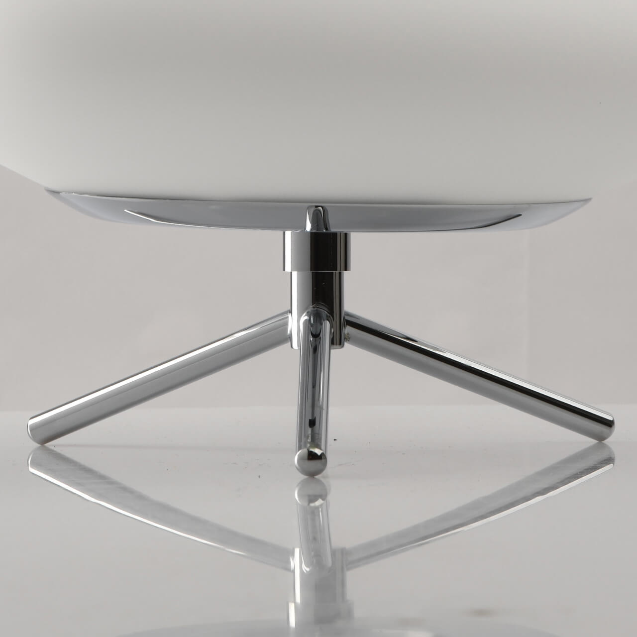 Настольная лампа De Markt Эрида 1 706030101