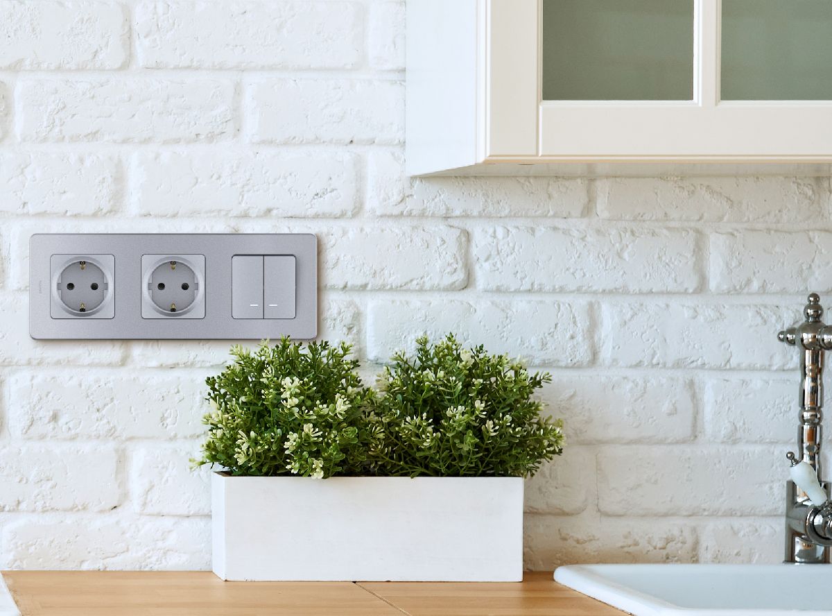 Выключатель двухклавишный с подсветкой/индикацией Legrand Inspiria 673632