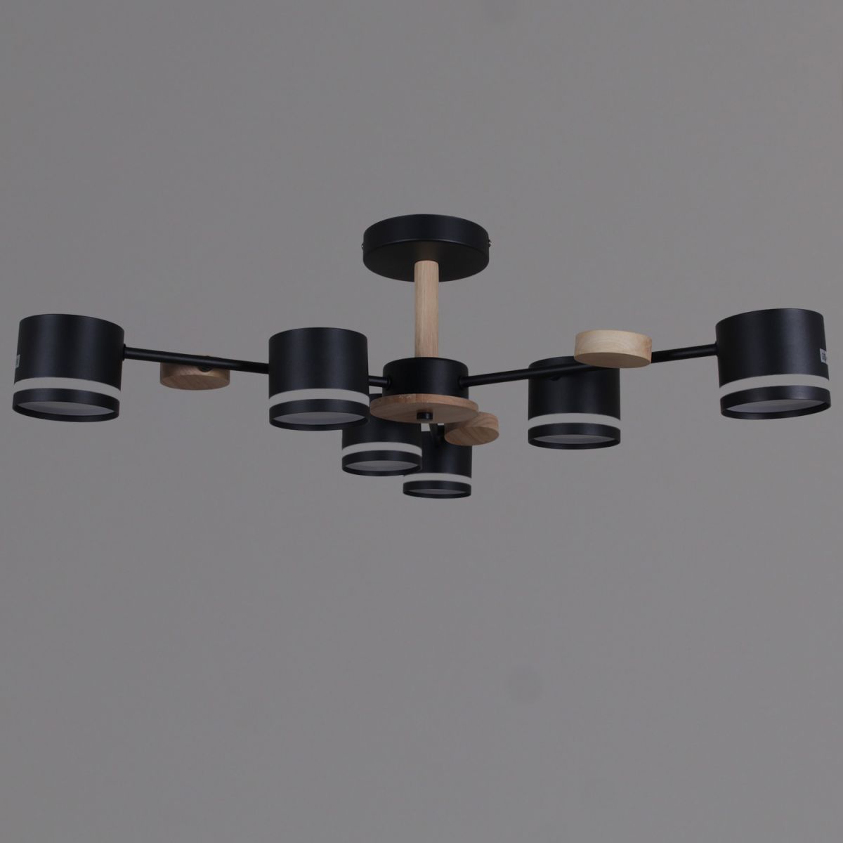 Люстра на штанге Reluce 68730-0.3-06 GX53 BK+WOOD