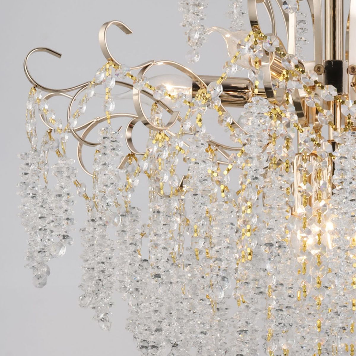 Люстра на штанге Reluce 90324-0.3-09A FGD