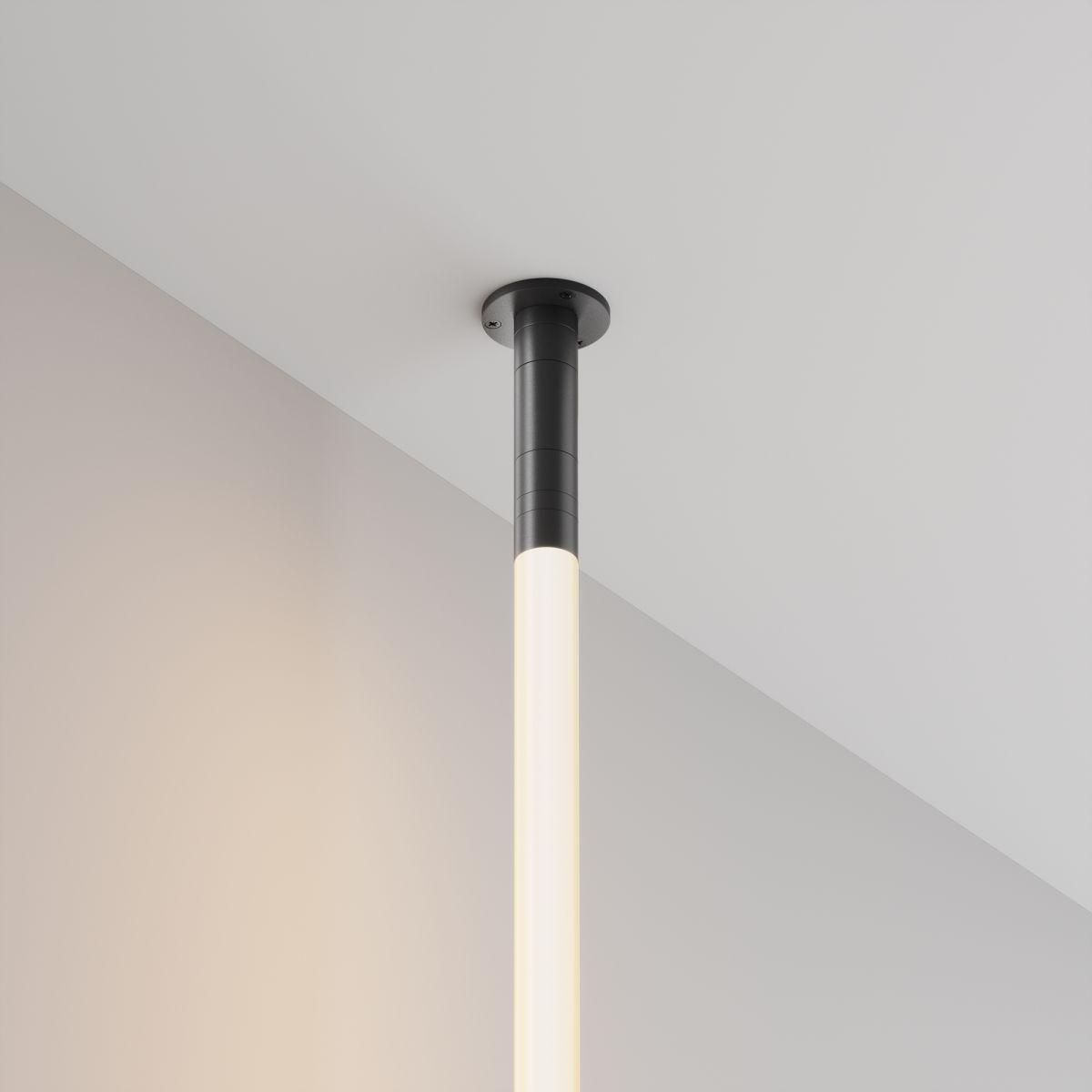 Основание с внутренней резьбой без ввода питания Maytoni Shelf CA023BI-B