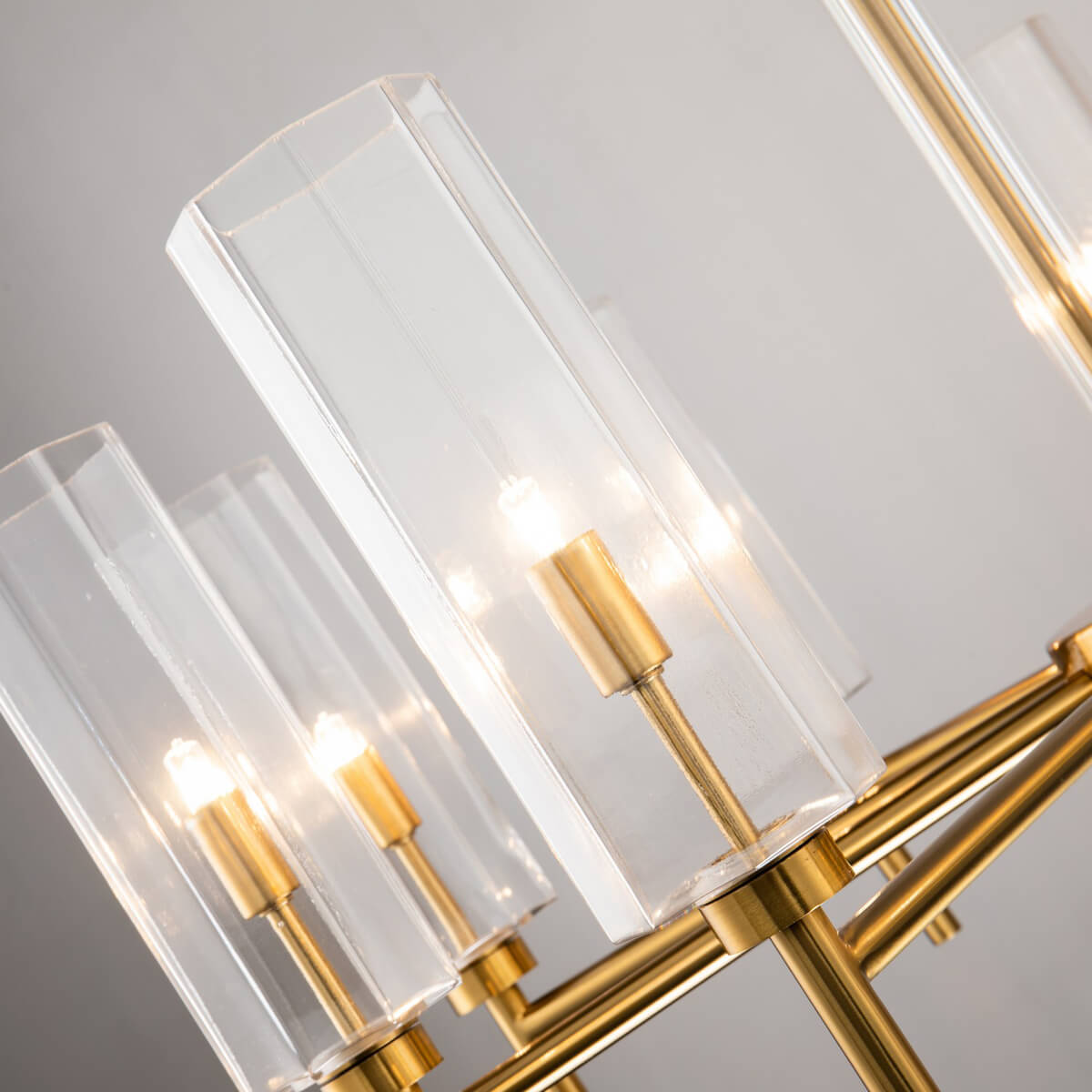 Подвесная люстра Favourite 2648-9P