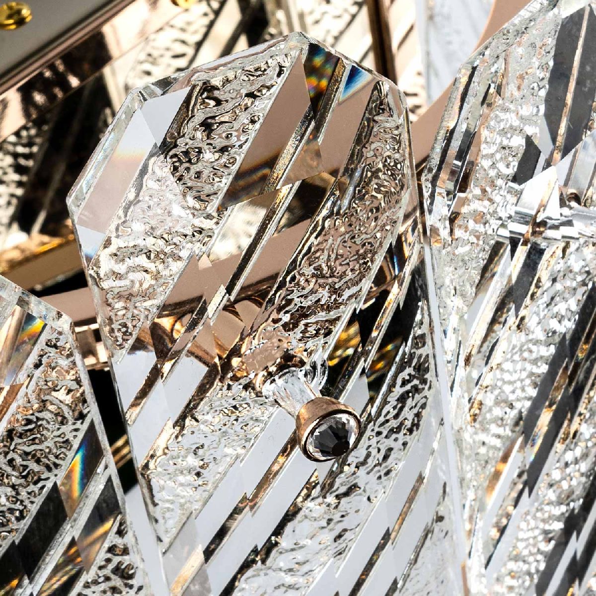 Настенный светильник Modelux ML.350.250 GD