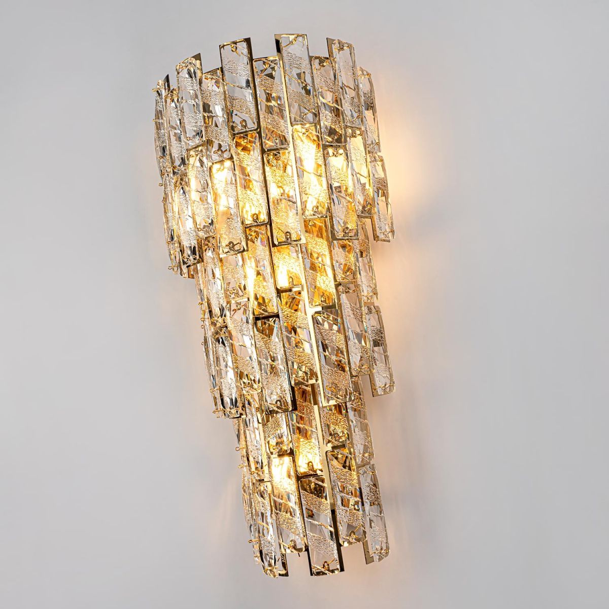 Настенный светильник Modelux ML.570.04 GD