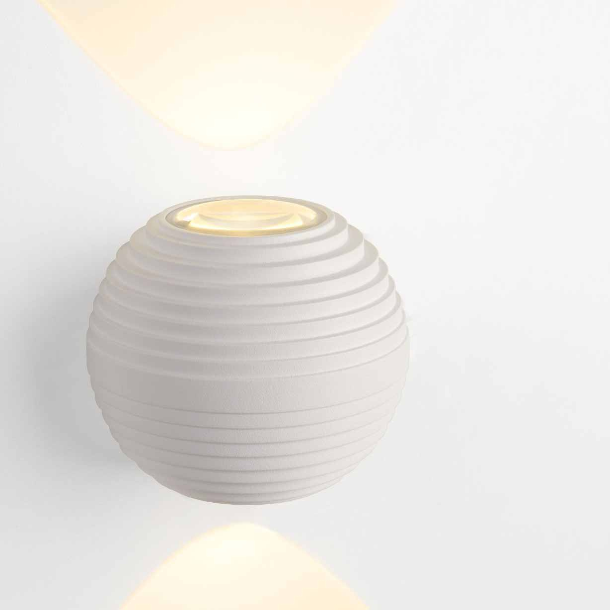 Уличный настенный светодиодный светильник Lucide Ayo 17804/06/31