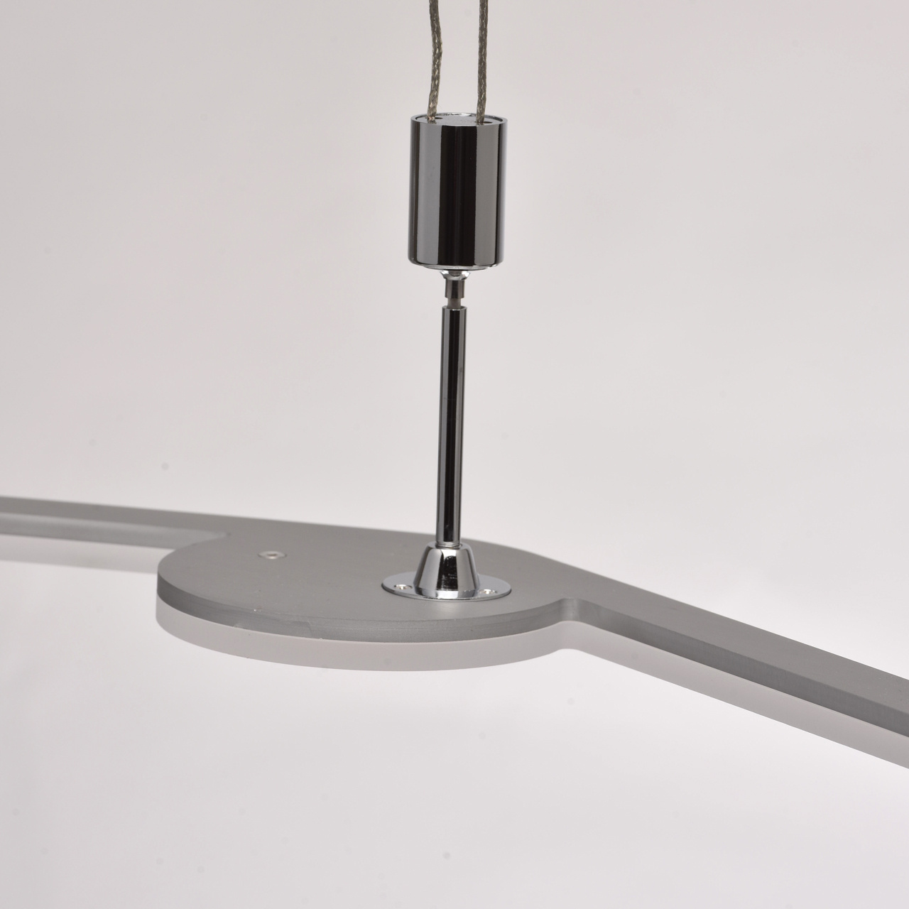 Подвесной светодиодный светильник De Markt Ральф 675013106