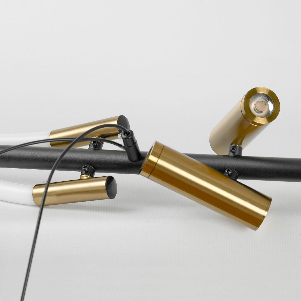 Подвесной светильник Lussole LSP-7213