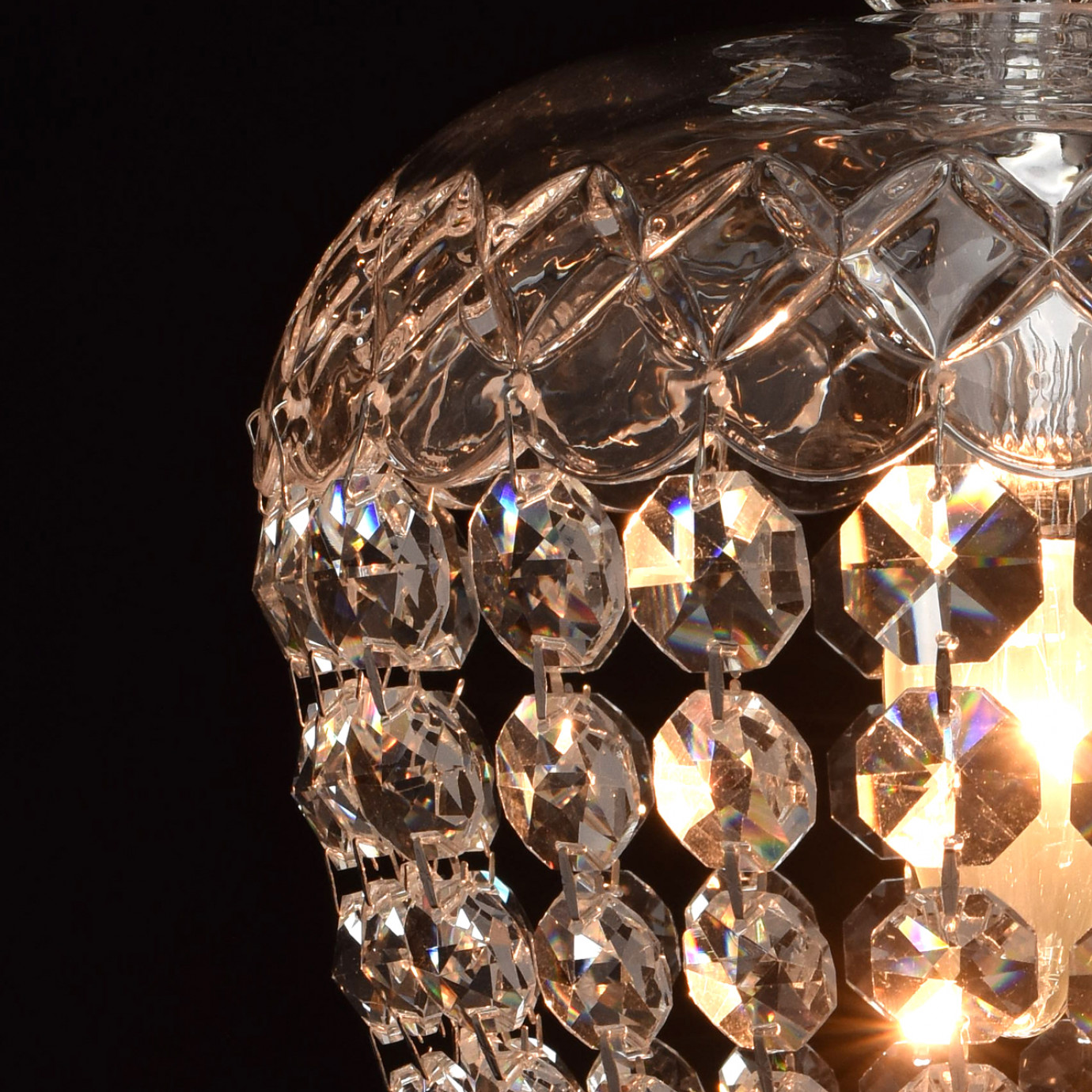 Подвесной светильник Chiaro Бриз 464017701 в Москве