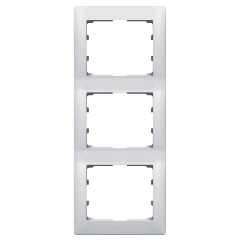 Рамка 3-постовая Legrand Galea Life алюминий 771307