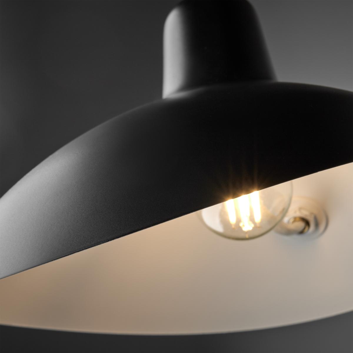 Настенный светильник Freya Twisty FR5383WL-01B