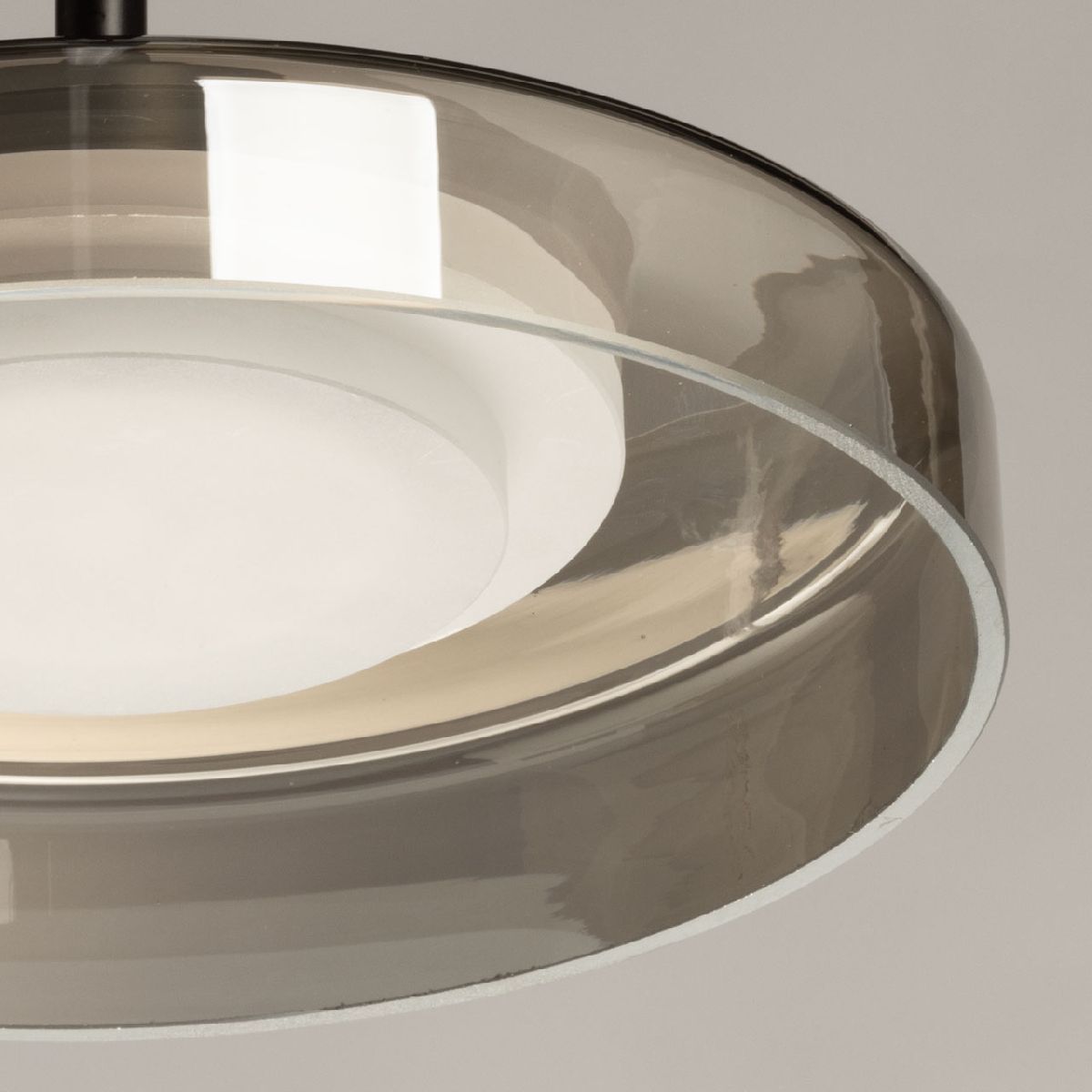 Подвесной светильник De Markt Стаут 702013501