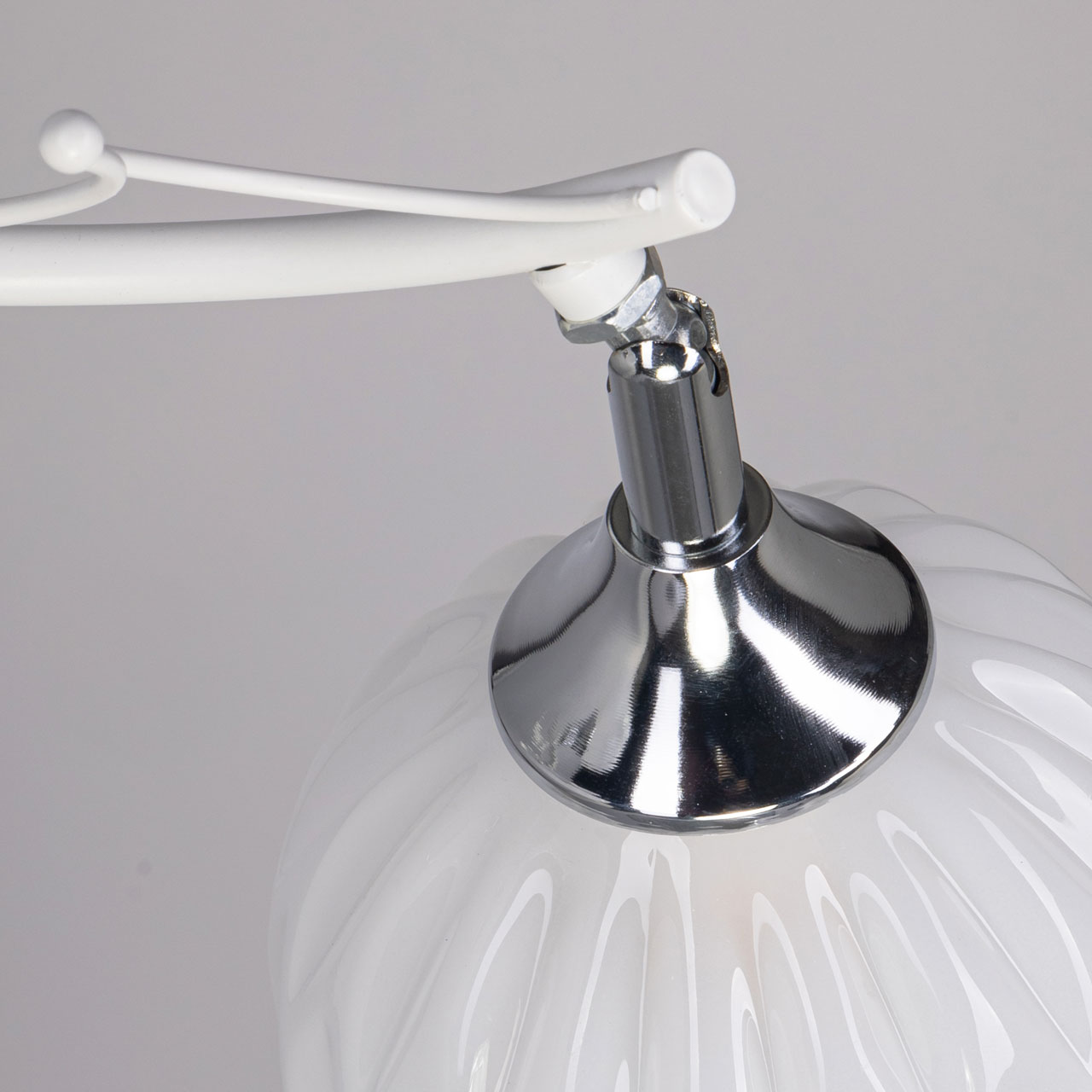 Потолочная люстра De Markt Грация 677014302 в Москве