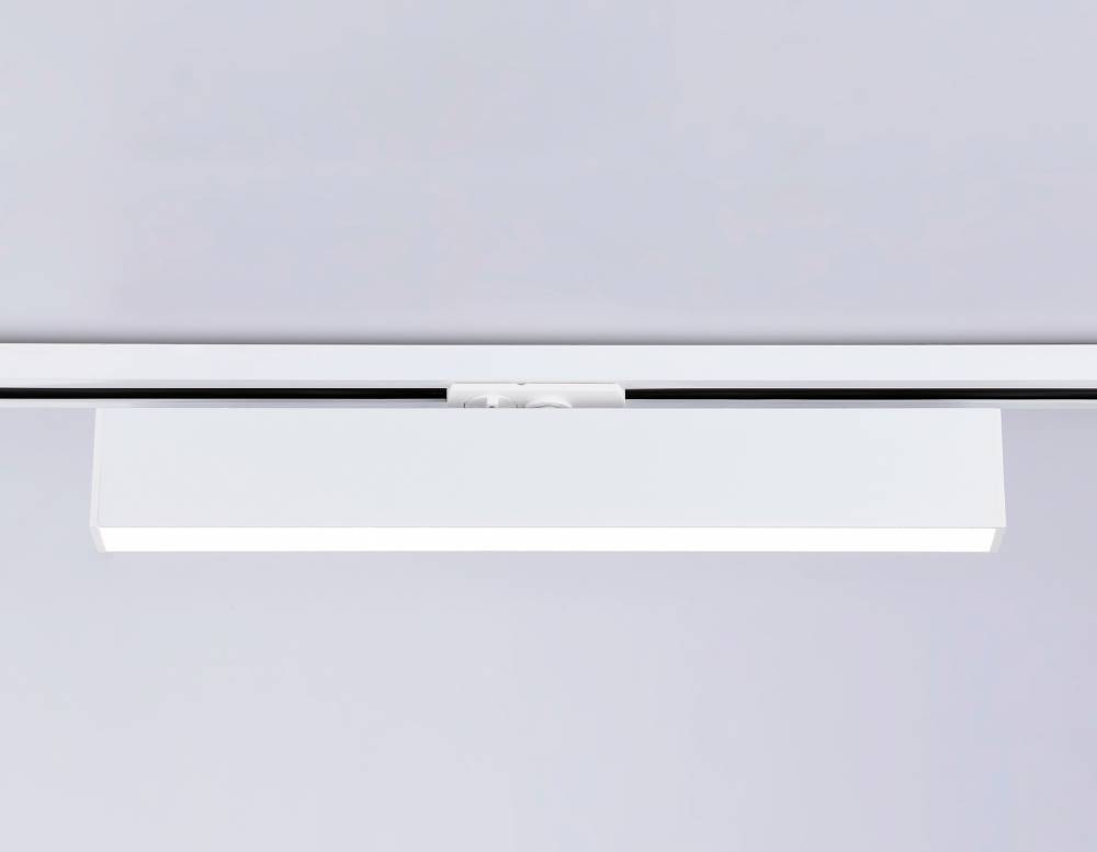 Трековый однофазный светильник Ambrella Light Track System GL6772