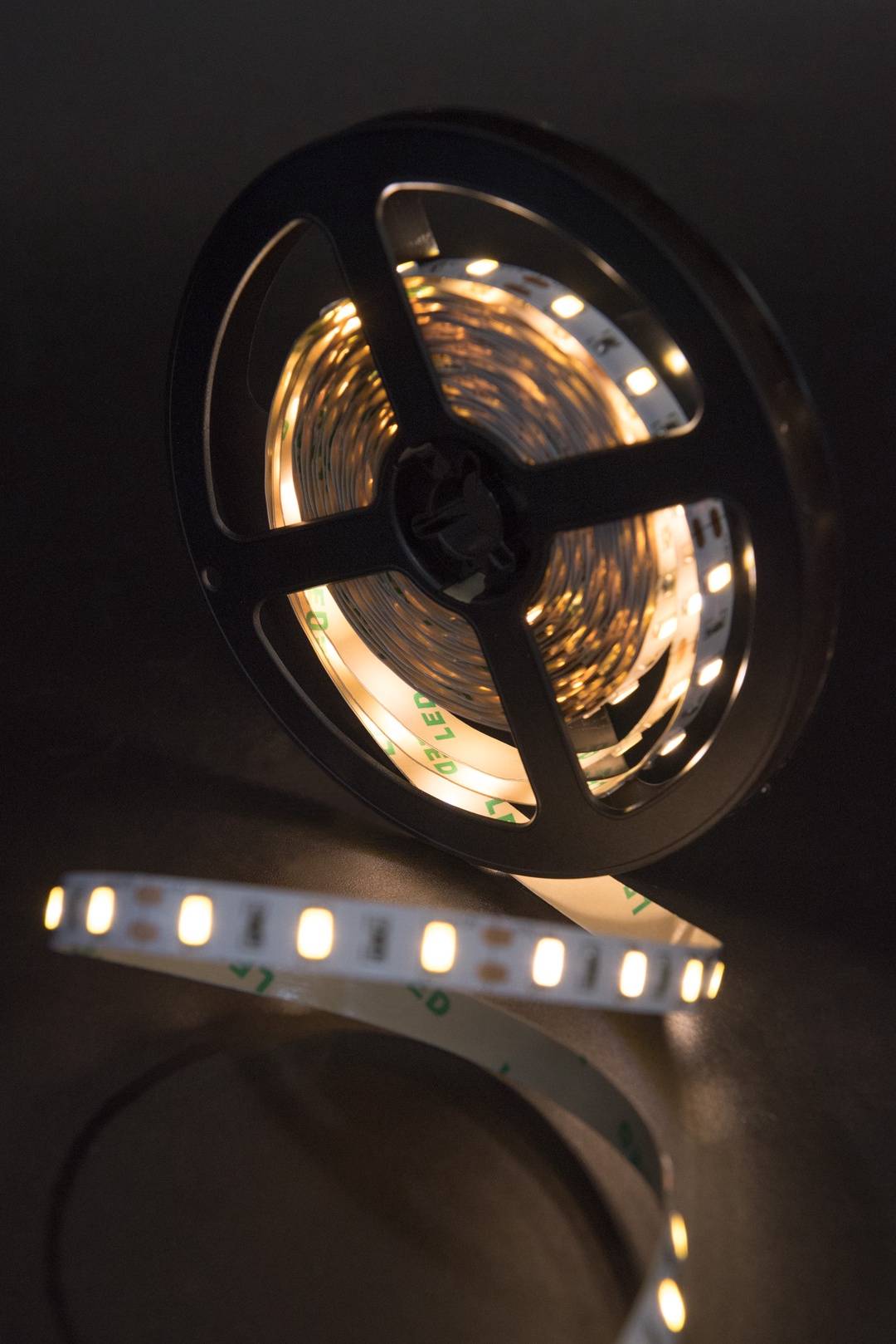 Светодиодная лента SWG SWG660-12-12-WW 001690