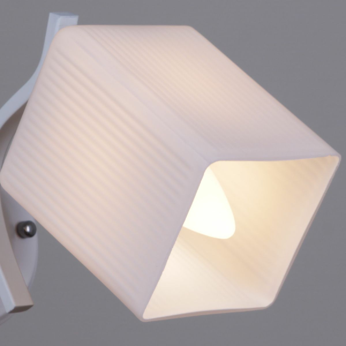 Бра Reluce 03323-0.2-01N