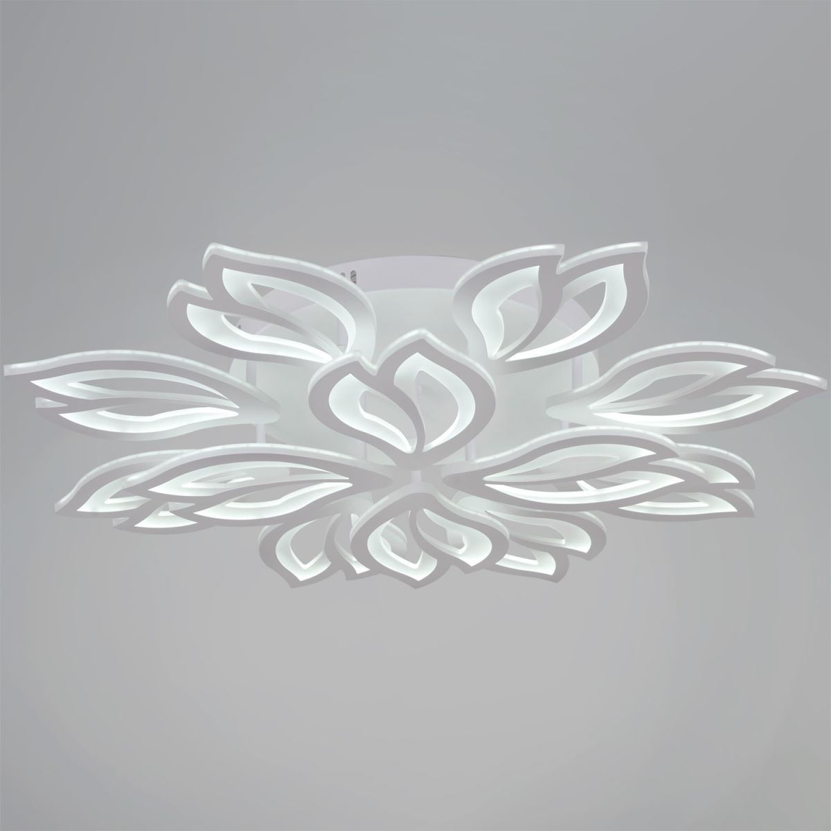 Потолочная люстра Reluce 85162-0.3-8+4