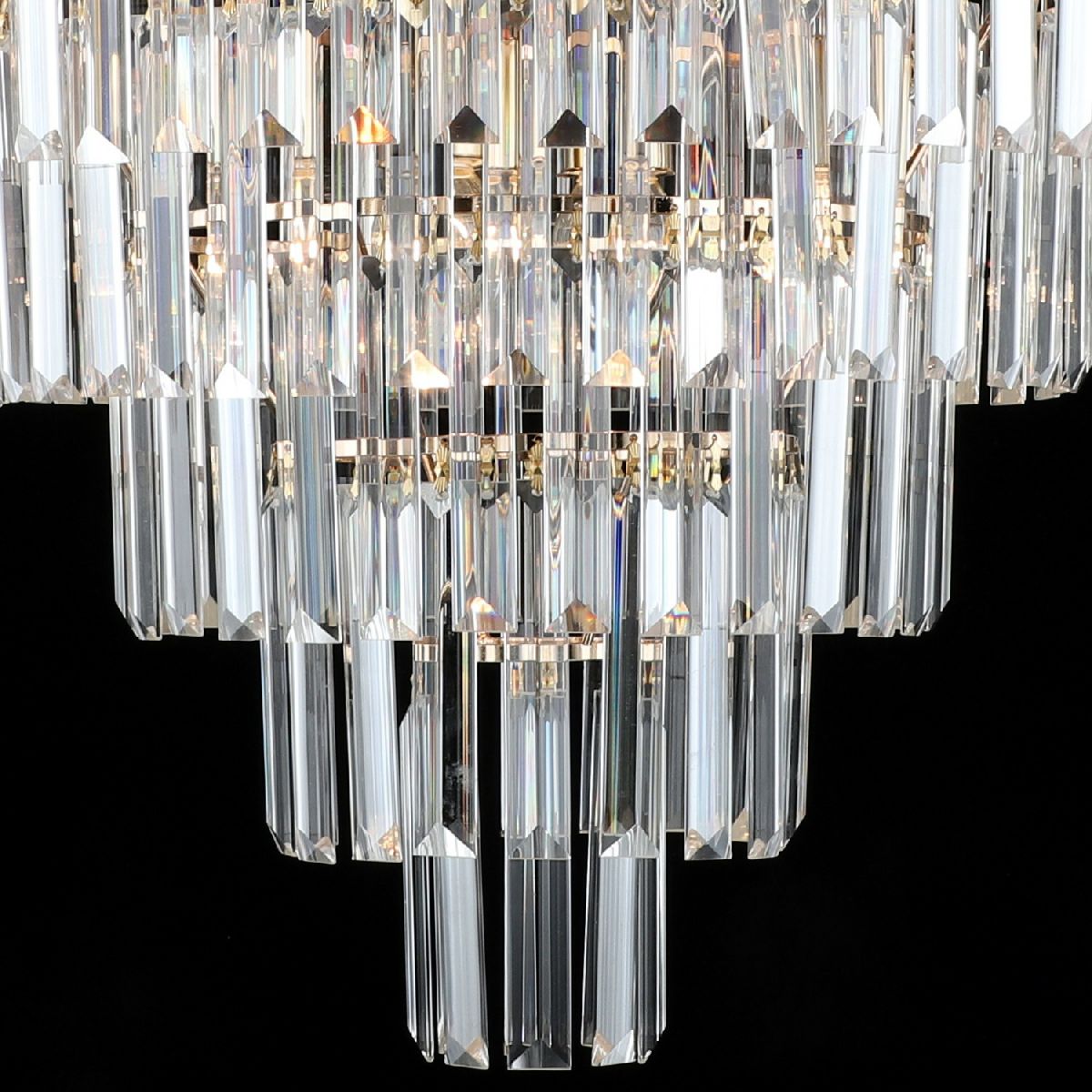 Подвесная люстра Reluce 02162-0.4-08 FGD