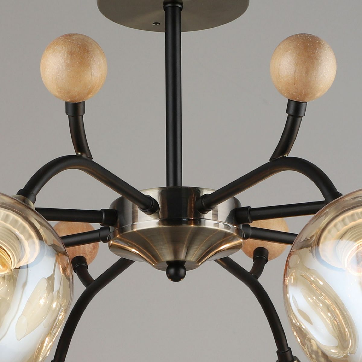 Люстра на штанге Reluce 02009-0.3-08 AB+BK