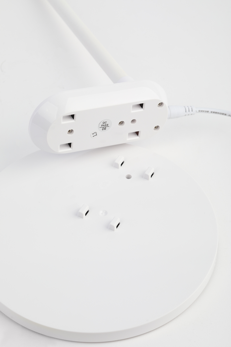 Настольная лампа Эра NLED-498-10W-W Б0052774