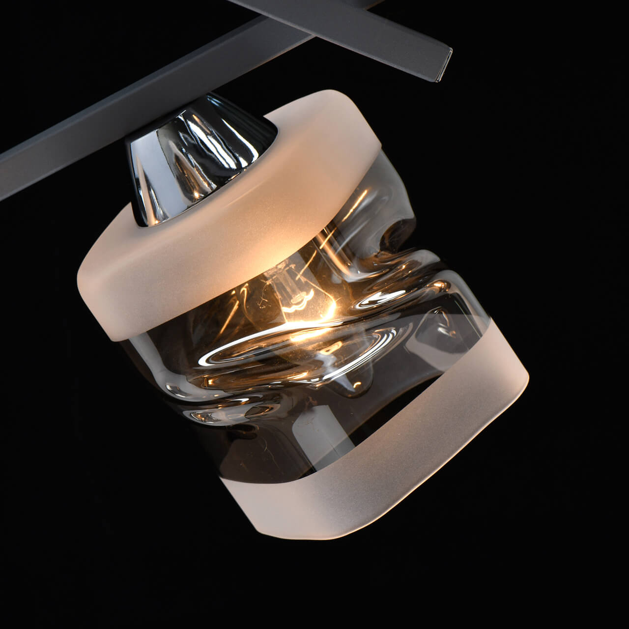 Люстра на штанге DeMarkt 638016008 в Москве