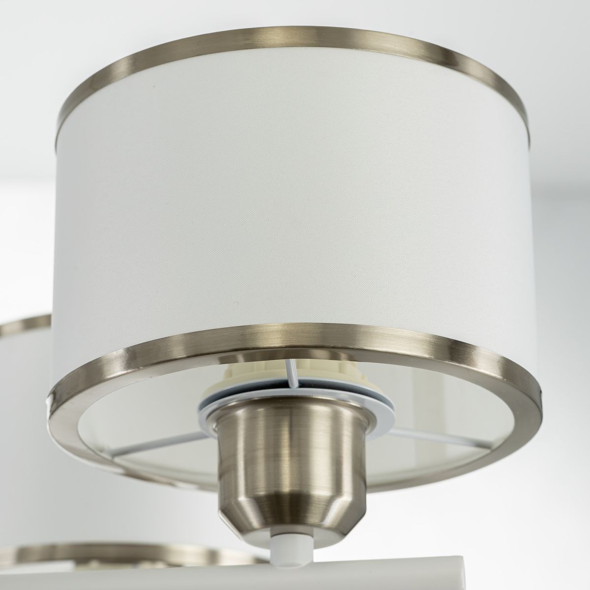 Люстра на штанге Citilux Alton CL421272