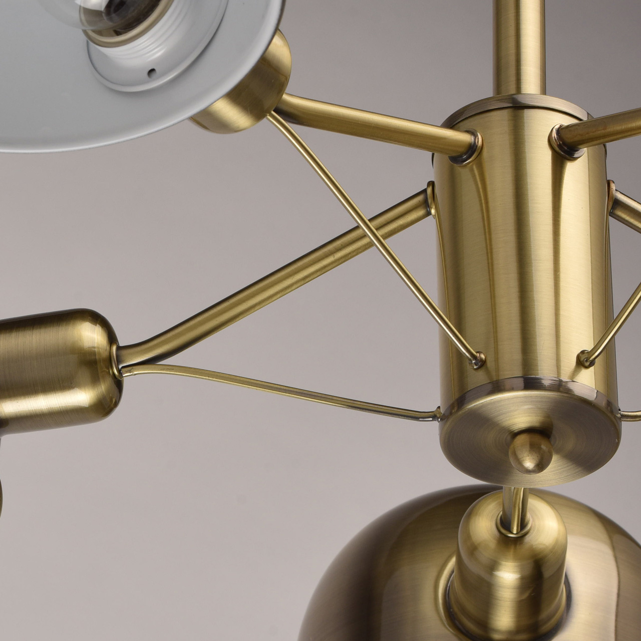 Потолочная люстра MW-Light ДаунТаун 691010305