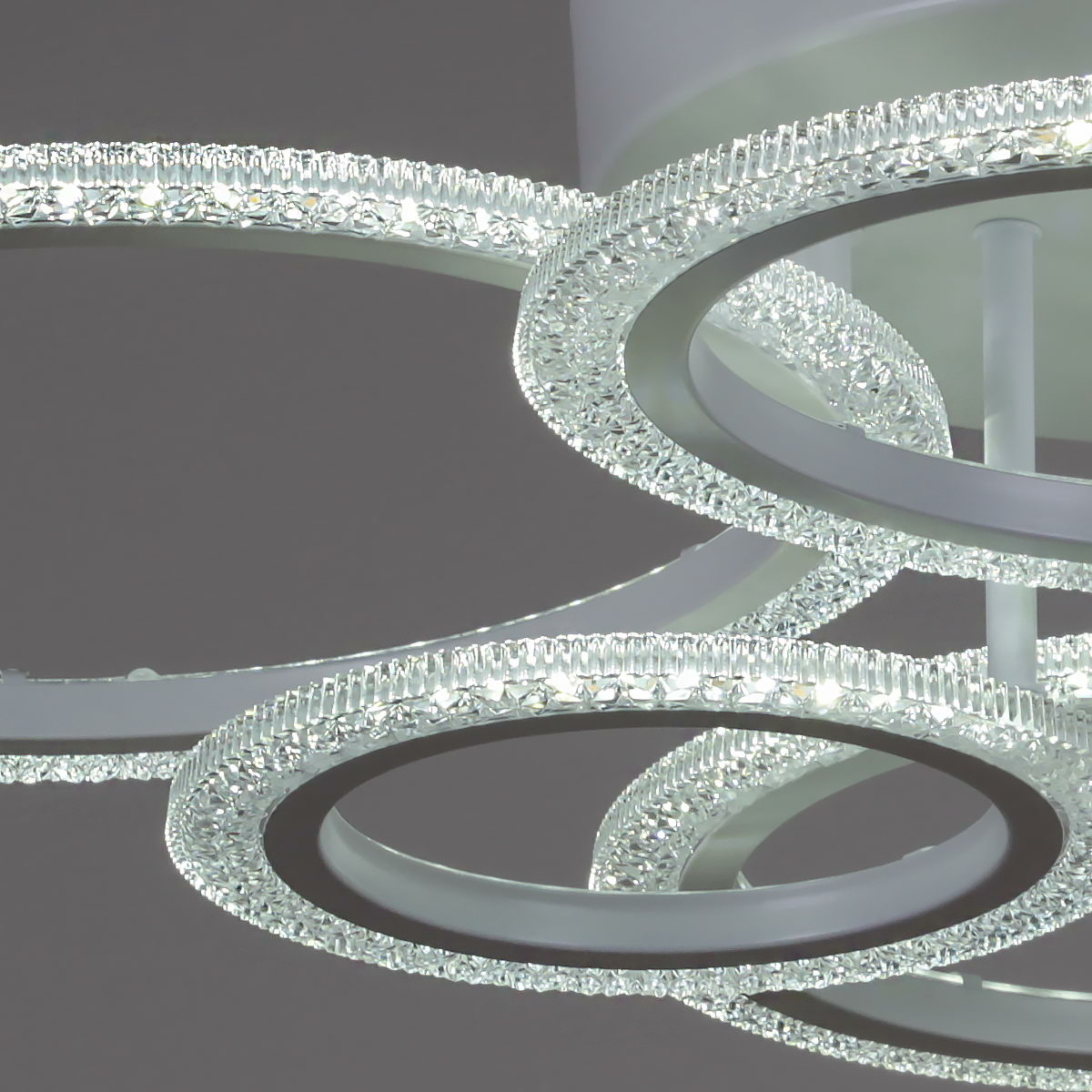 Потолочная люстра Reluce 08429-0.3-06 WH