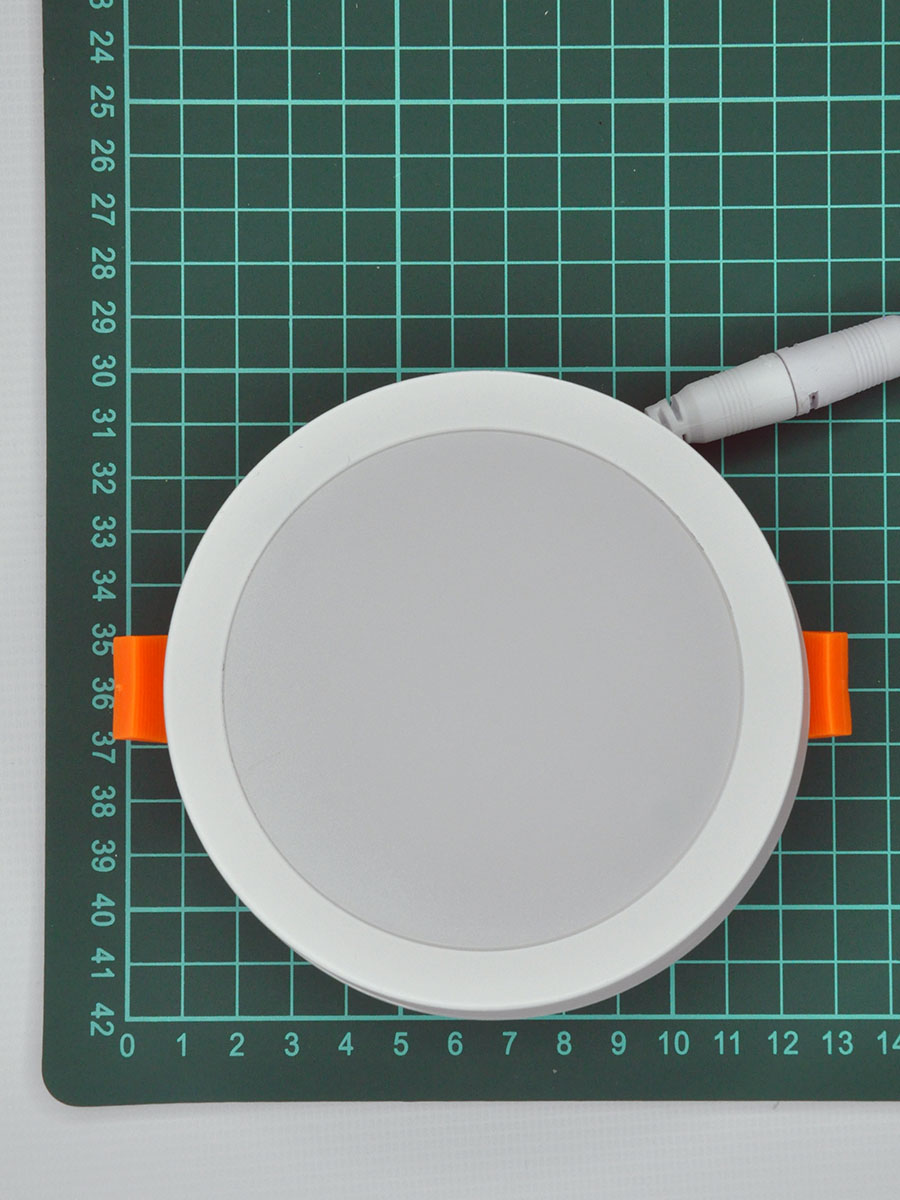 Встраиваемый светильник Elvan VLS-109R-18W-NH-Wh