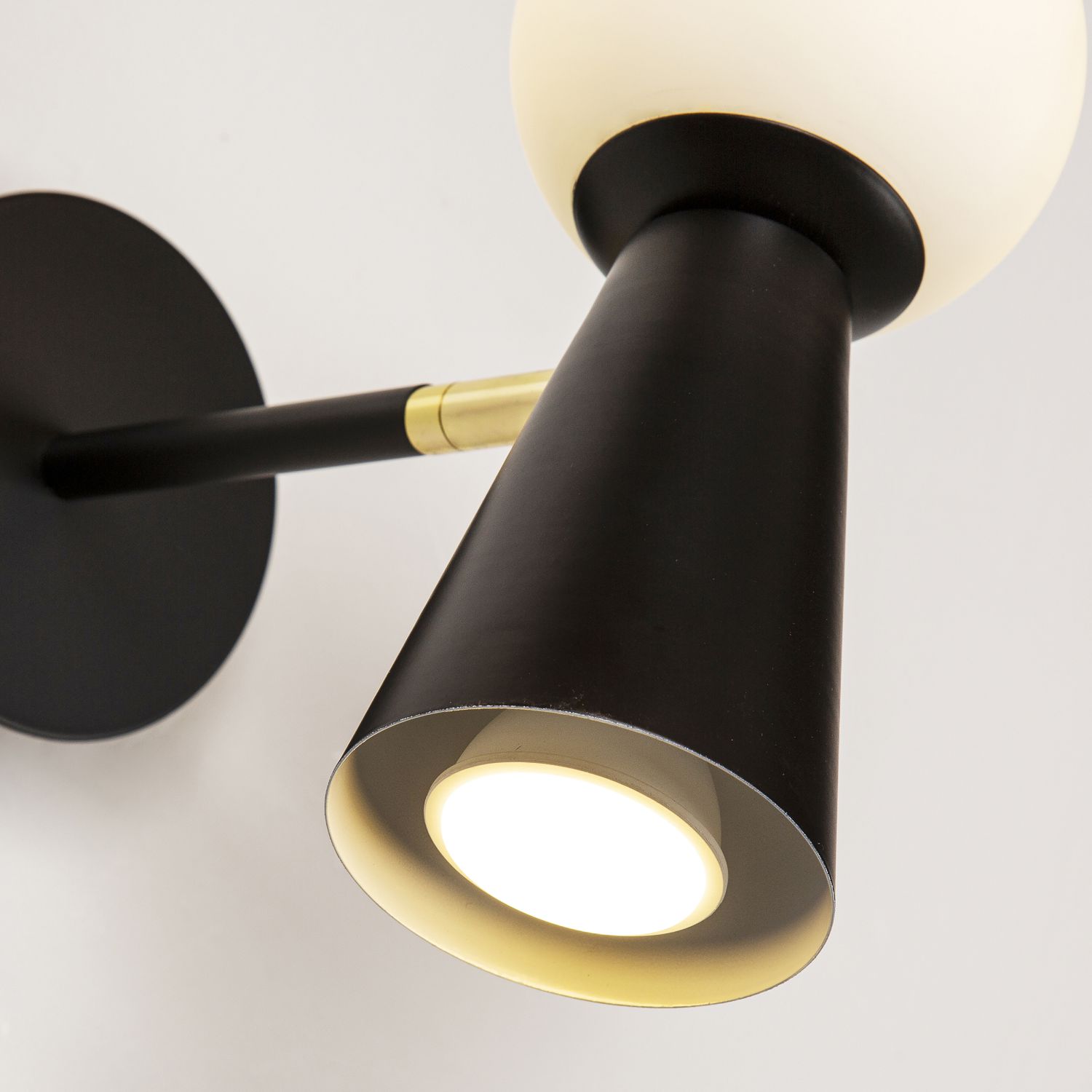 Спот Favourite Gnomes 4095-1W