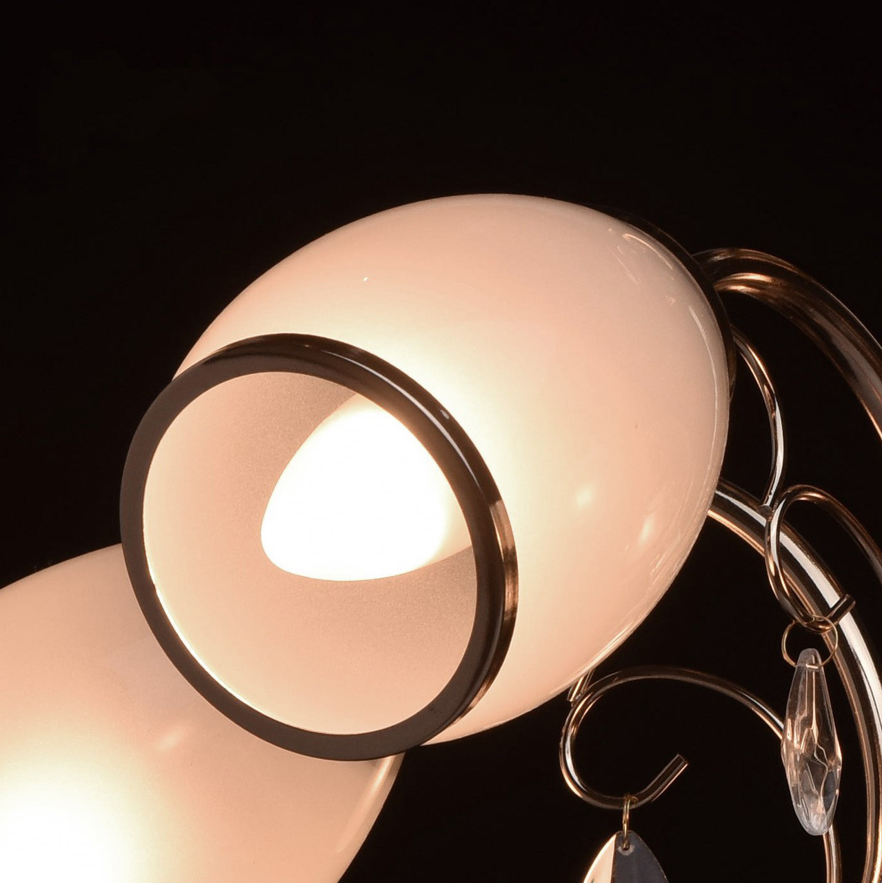 Потолочная люстра De Markt City Грация 677010805