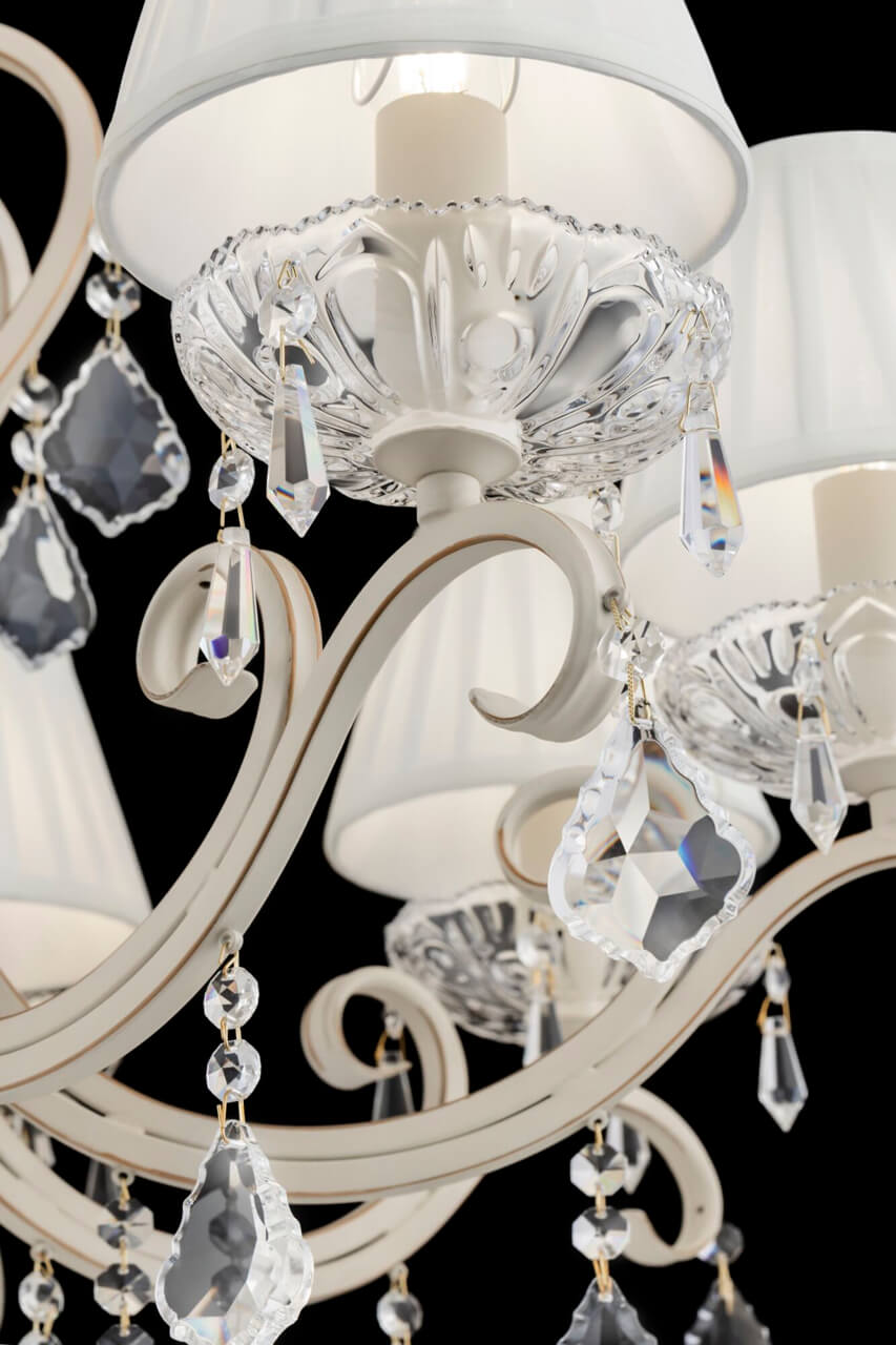 Подвесная люстра Maytoni Triumph ARM288-08-G в Москве