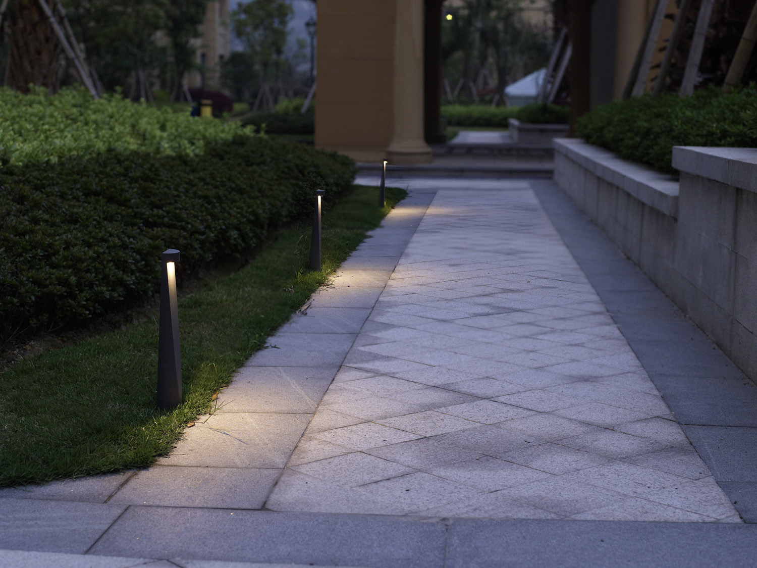 Ландшафтный светильник DesignLed FL-5853-400-7-GR-WW 007617