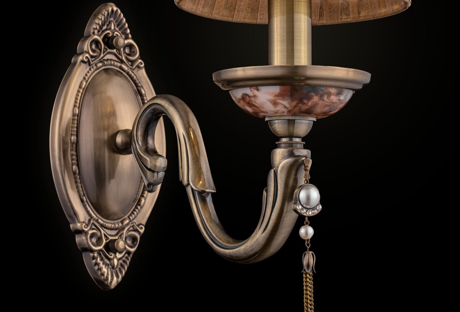 Бра под старину Maytoni Demitas RC024-WL-01-R