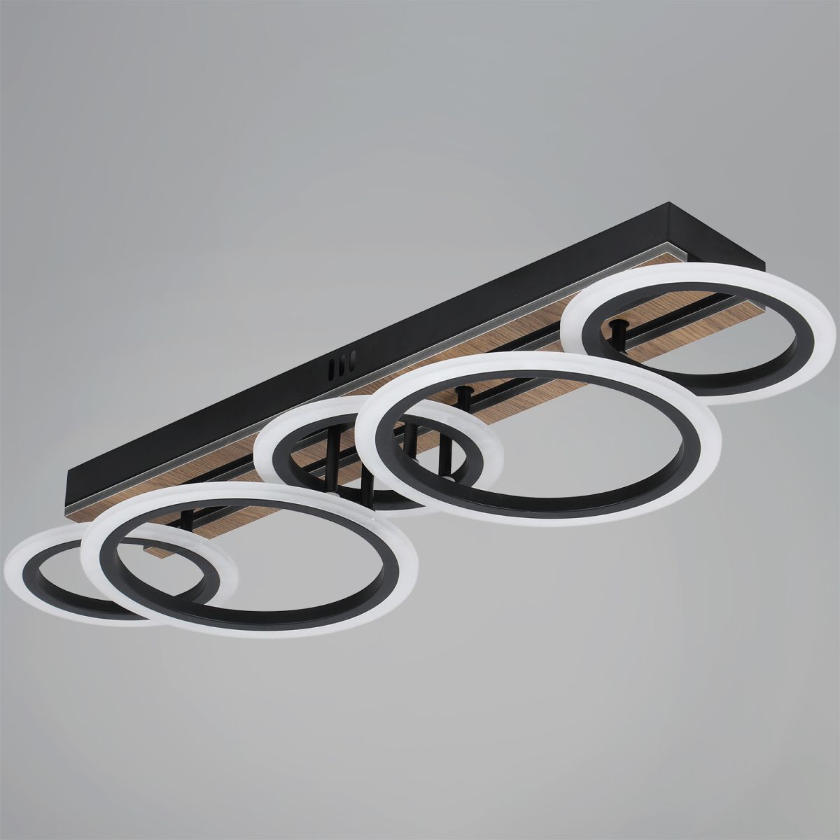 Потолочная люстра Reluce 00330-0.3-3+2